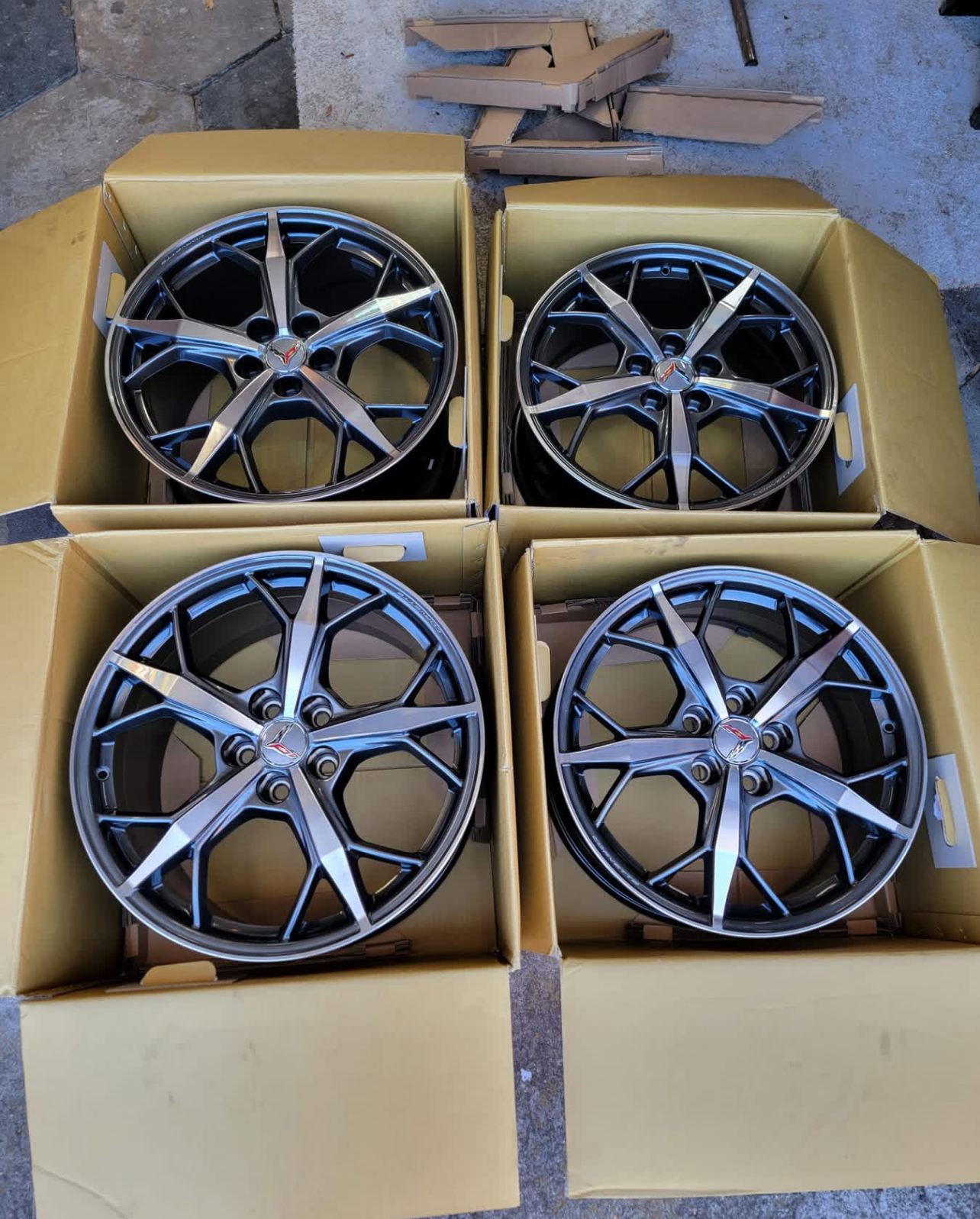 5 Spoke Trident Wheels For C8 Corvette Europe 5 Spoke Trident Wheels For C8 Corvette Europe